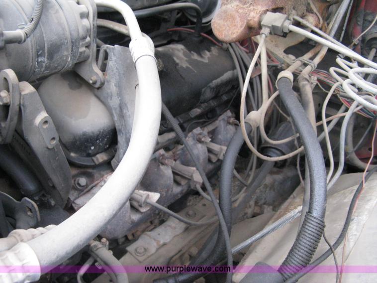 image for item A6033 1988 Chevrolet Silverado R30 crew cab pickup truck