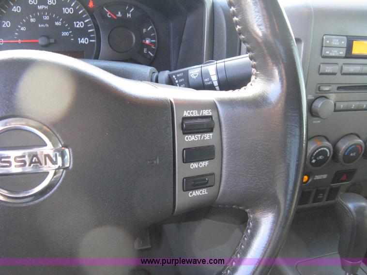 image for item A6040 2005 Nissan Titan SE king cab pickup truck