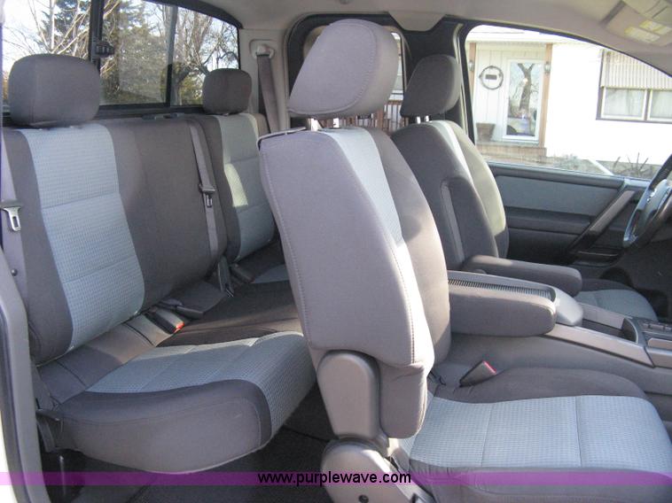 image for item A6040 2005 Nissan Titan SE king cab pickup truck