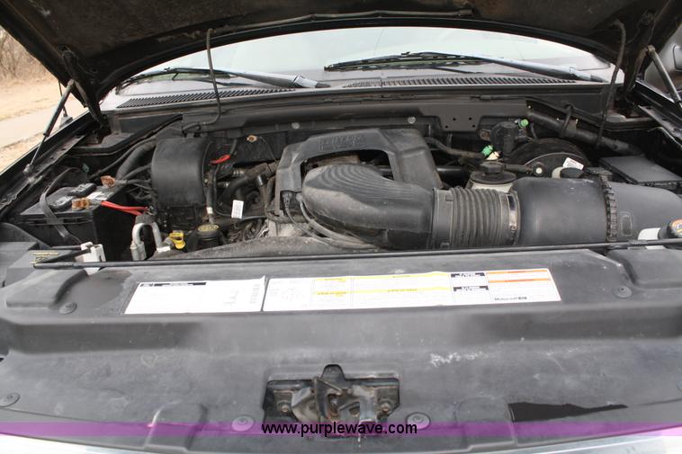 image for item A6685 1999 Ford Expedition XLT SUV