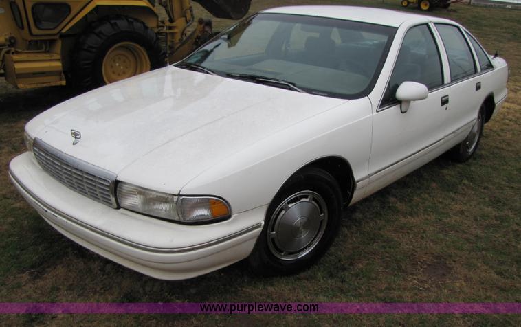 image for item B2164 1993 Chevrolet Caprice Classic
