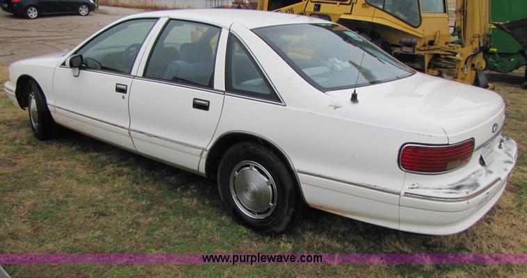 image for item B2164 1993 Chevrolet Caprice Classic