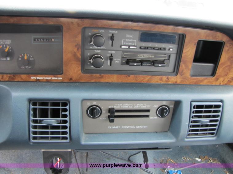 image for item B2164 1993 Chevrolet Caprice Classic