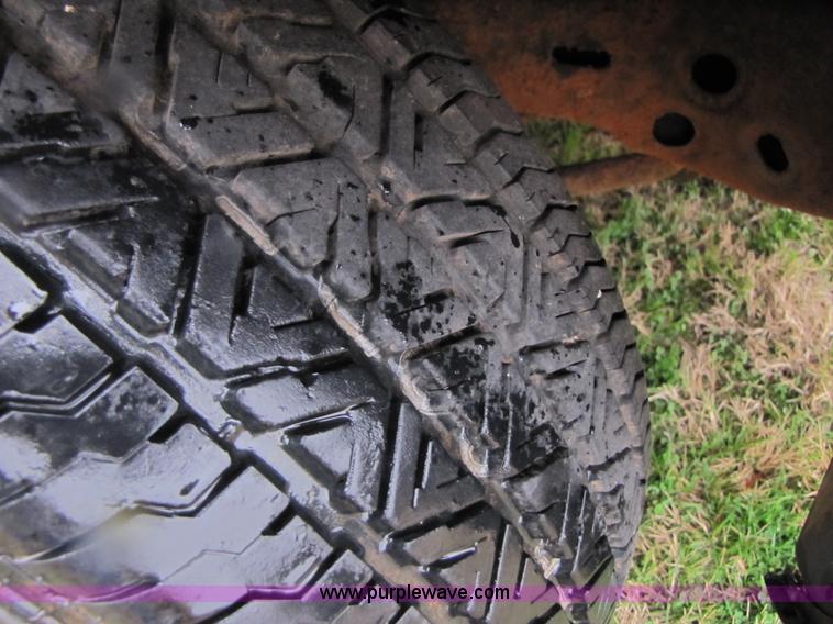 image for item B2164 1993 Chevrolet Caprice Classic