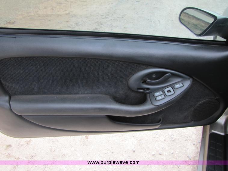 image for item B2168 2000 Pontiac Firebird