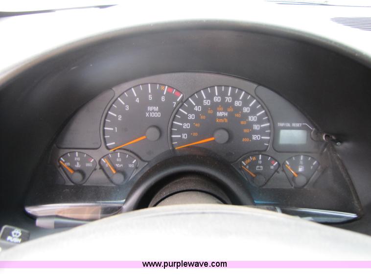 image for item B2168 2000 Pontiac Firebird