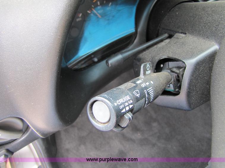 image for item B2168 2000 Pontiac Firebird