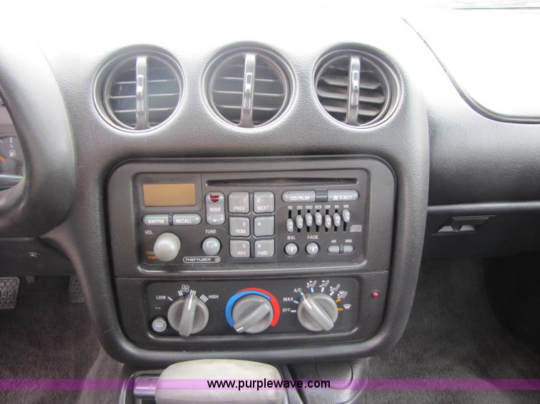 image for item B2168 2000 Pontiac Firebird