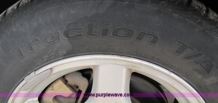 image for item B2168 2000 Pontiac Firebird