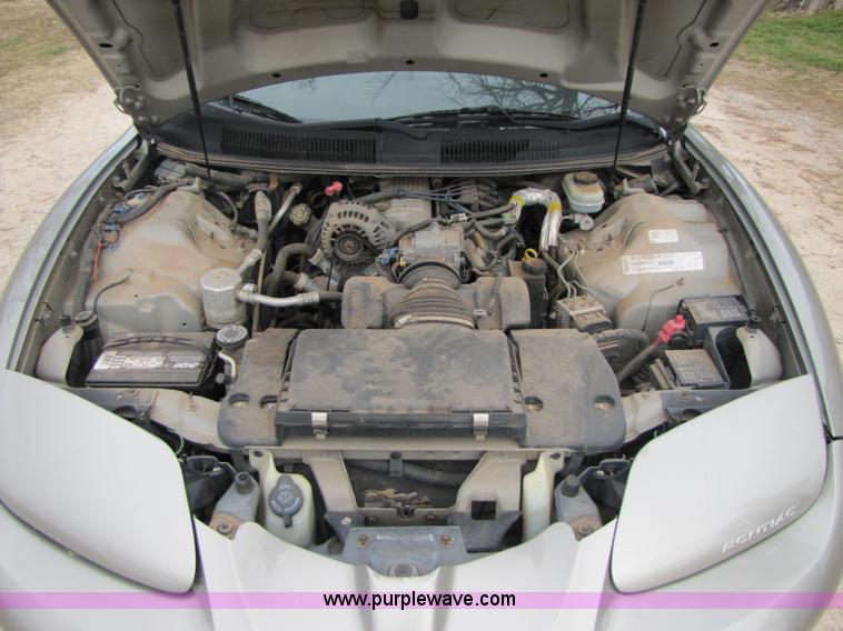 image for item B2168 2000 Pontiac Firebird