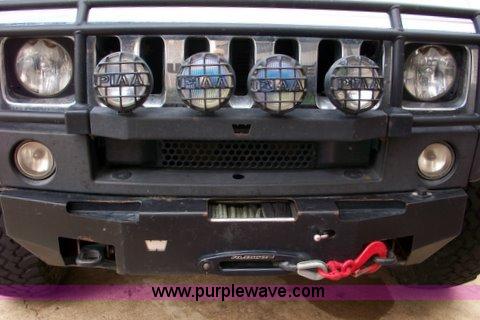 image for item B2169 2003 Hummer H2 SUV