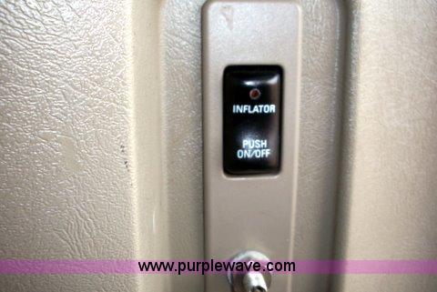 image for item B2169 2003 Hummer H2 SUV