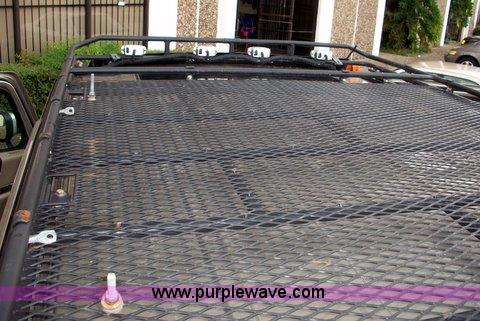 image for item B2169 2003 Hummer H2 SUV