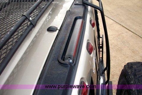 image for item B2169 2003 Hummer H2 SUV