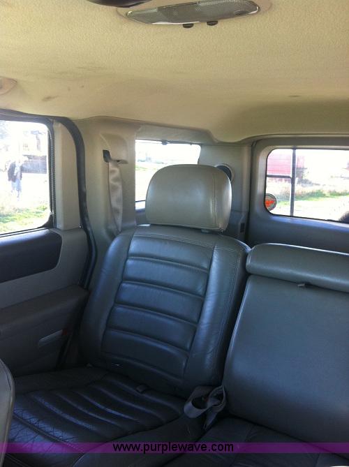 image for item B2169 2003 Hummer H2 SUV