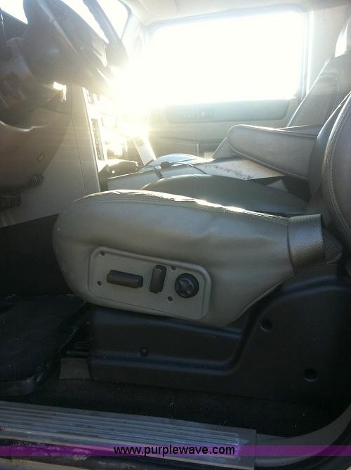 image for item B2169 2003 Hummer H2 SUV