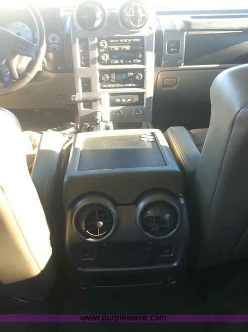 image for item B2169 2003 Hummer H2 SUV