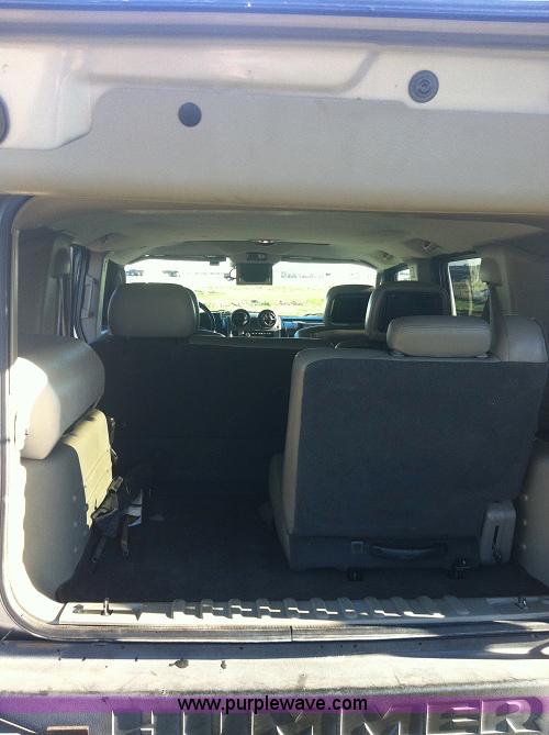 image for item B2169 2003 Hummer H2 SUV