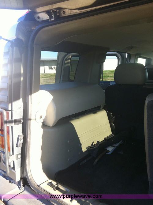 image for item B2169 2003 Hummer H2 SUV