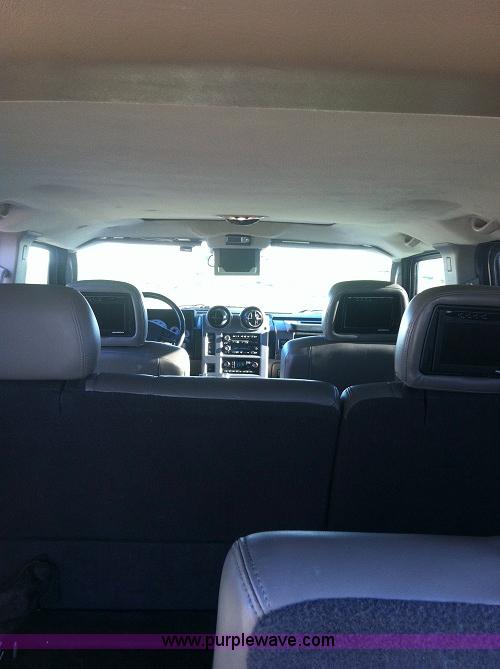 image for item B2169 2003 Hummer H2 SUV