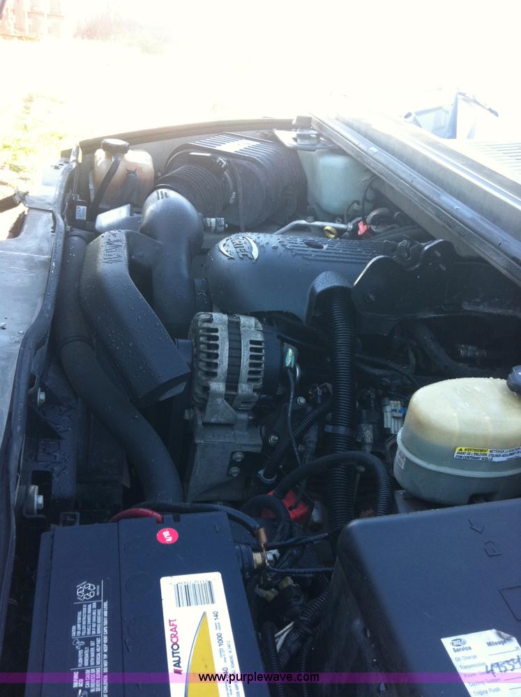 image for item B2169 2003 Hummer H2 SUV