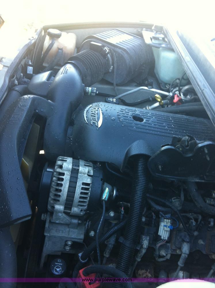 image for item B2169 2003 Hummer H2 SUV