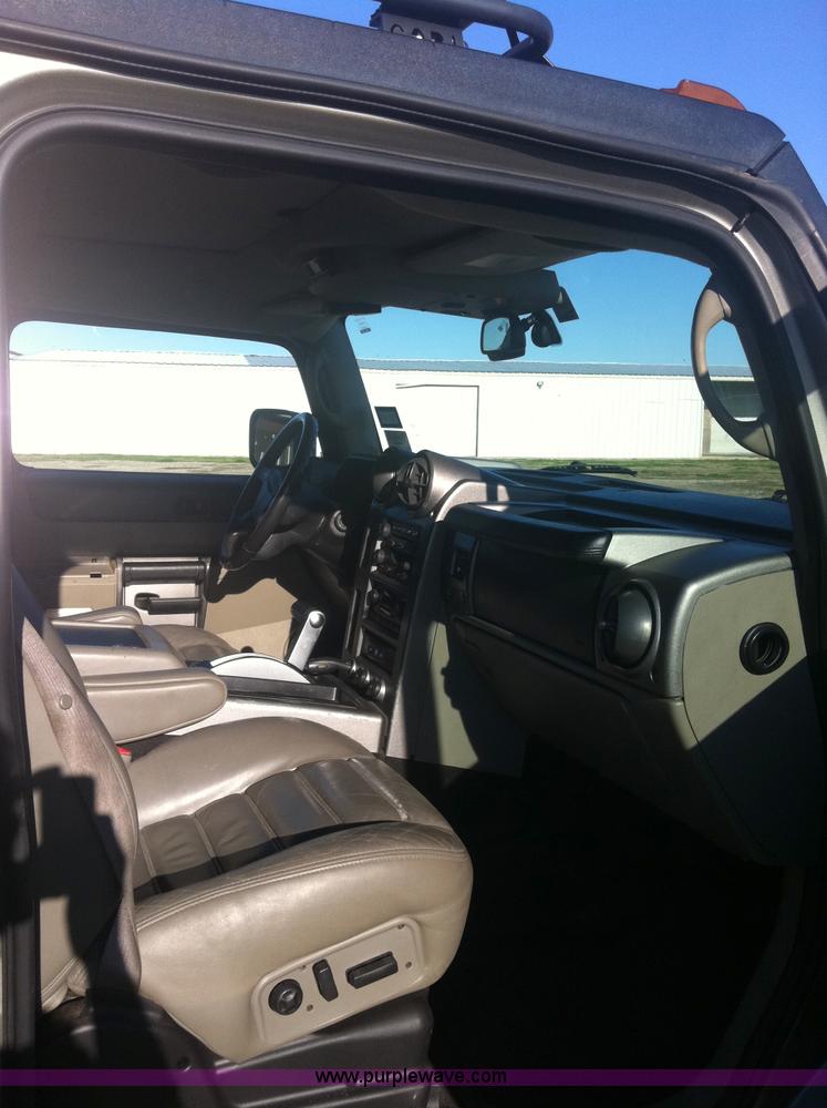image for item B2169 2003 Hummer H2 SUV