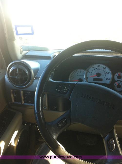 image for item B2169 2003 Hummer H2 SUV