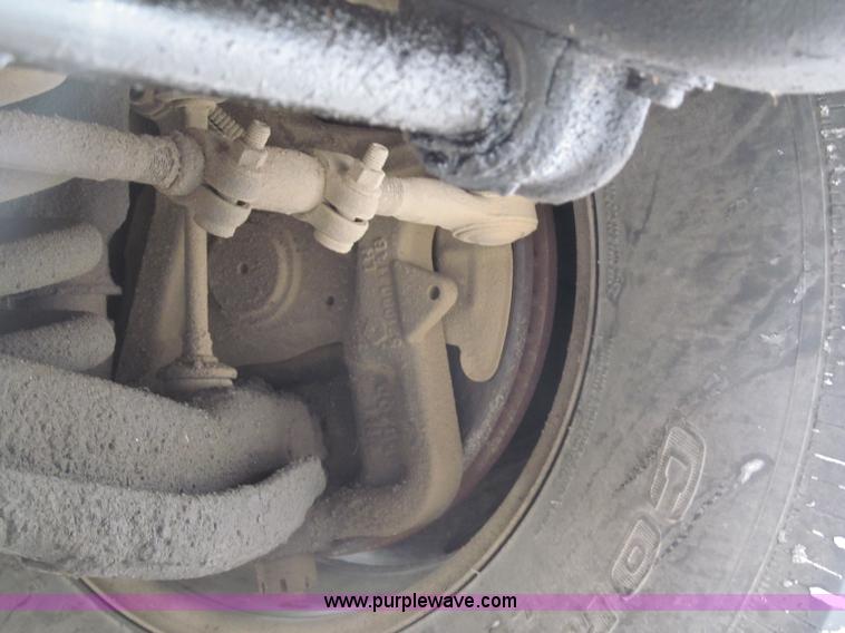 image for item B5094 2001 Dodge Ram 3500 pickup truck