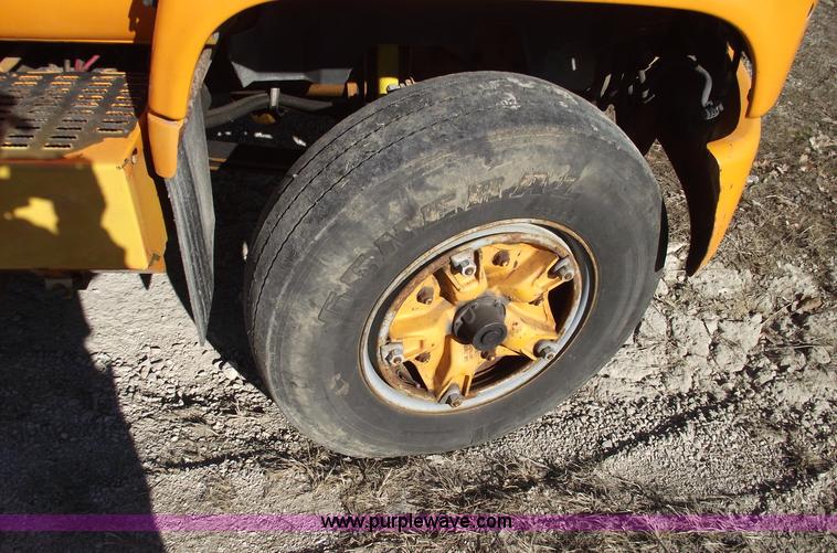 image for item B6118 1993 GMC TopKick digger derrick truck