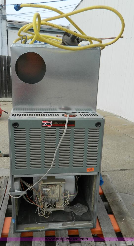 image for item C9483 2004 Ruud 150,000 BTU furnace
