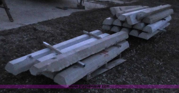 image for item D9288 (21) precast concrete parking stops