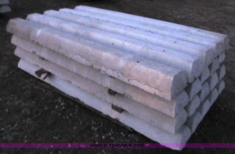 image for item D9289 (20) precast concrete parking stops