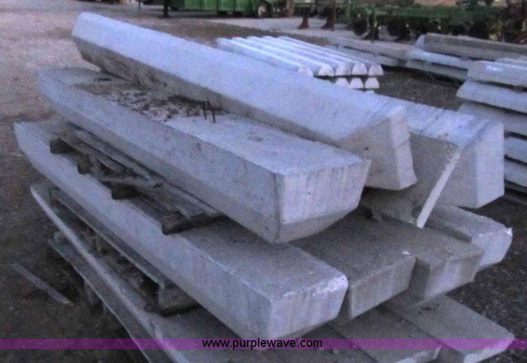 image for item D9291 (12) oversize precast concrete parking stops