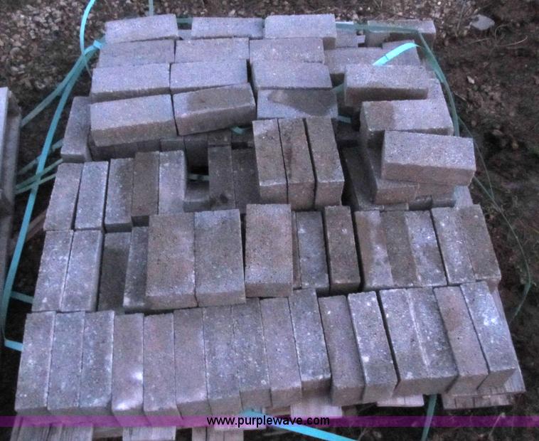 image for item D9294 Approximately 553 precast concrete bricks