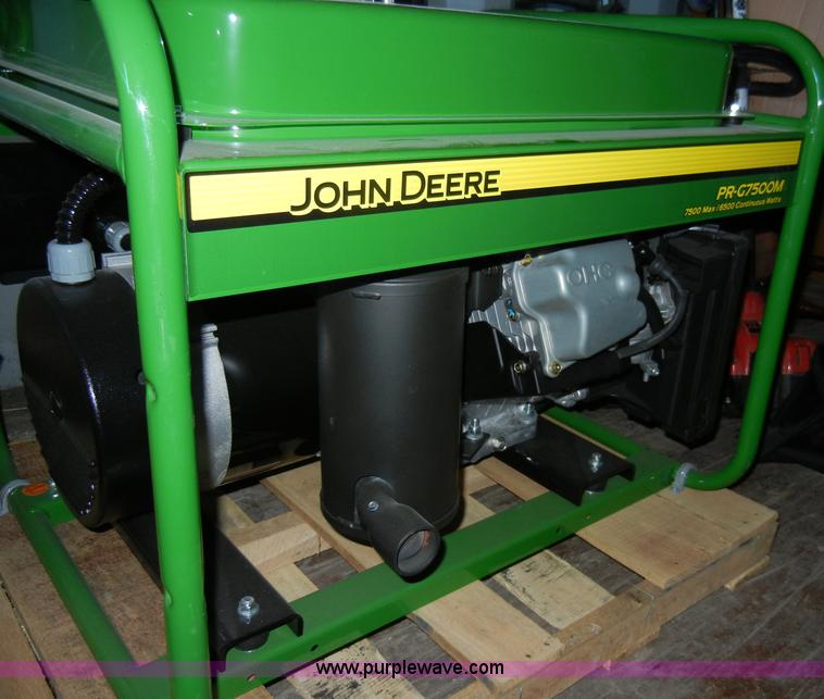 image for item J9326 John Deere PR-G7500M portable generator