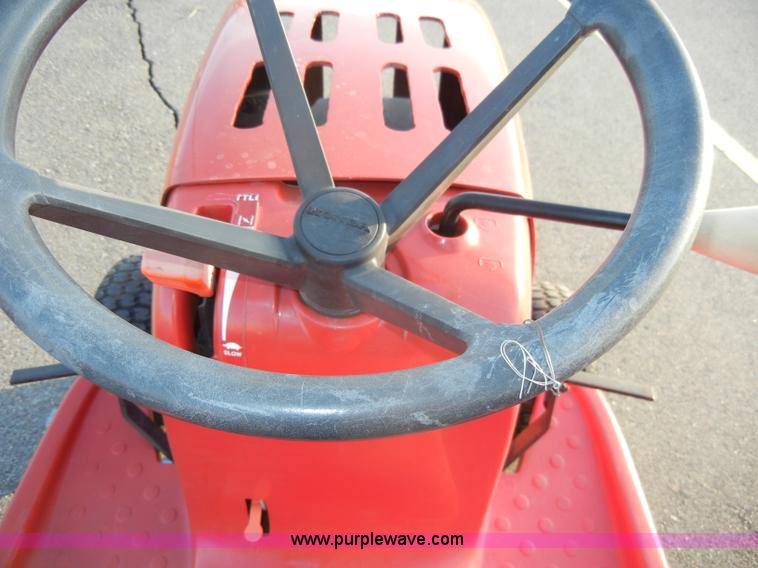 image for item J9332 Honda lawn mower