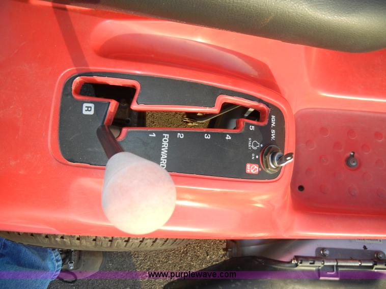 image for item J9332 Honda lawn mower