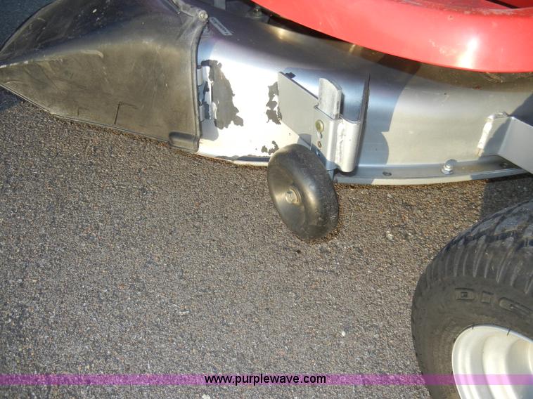 image for item J9332 Honda lawn mower