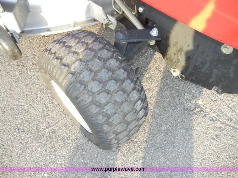 image for item J9332 Honda lawn mower