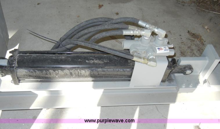 image for item J9350 Roll-over wood splitter