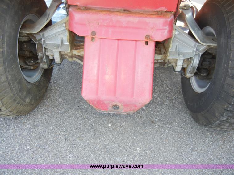 image for item J9359 Craftsman LT4000 lawn tractor