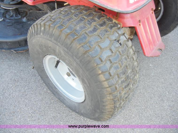 image for item J9359 Craftsman LT4000 lawn tractor