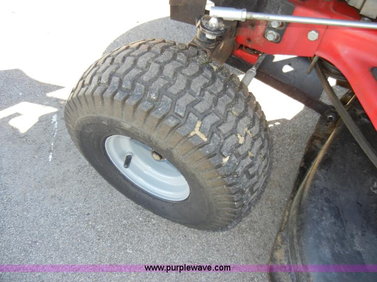 image for item J9359 Craftsman LT4000 lawn tractor