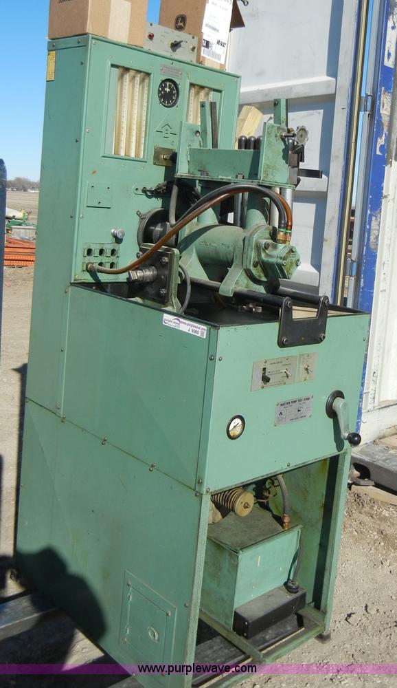 image for item J9360 John Deere BJD injection pump stand