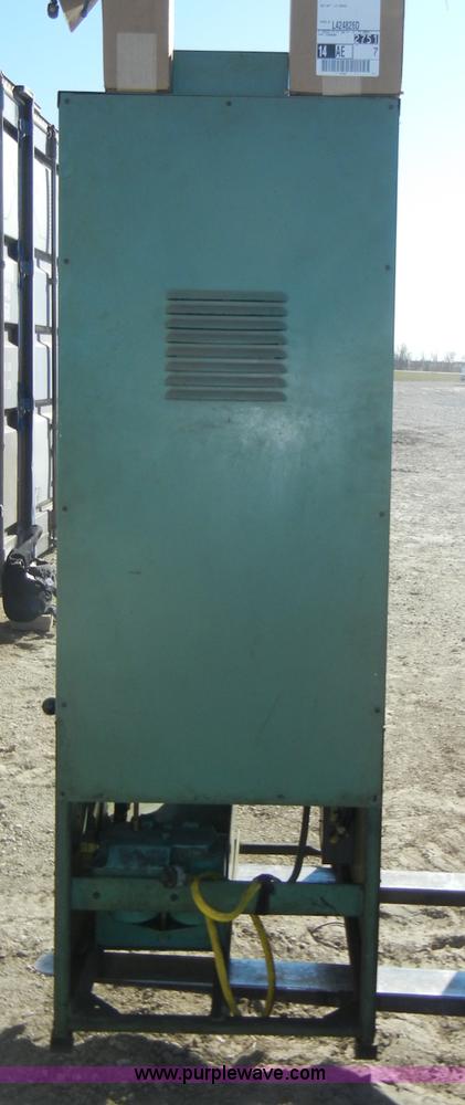 image for item J9360 John Deere BJD injection pump stand
