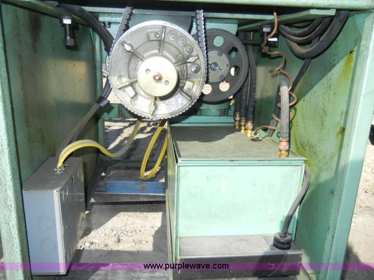 image for item J9360 John Deere BJD injection pump stand