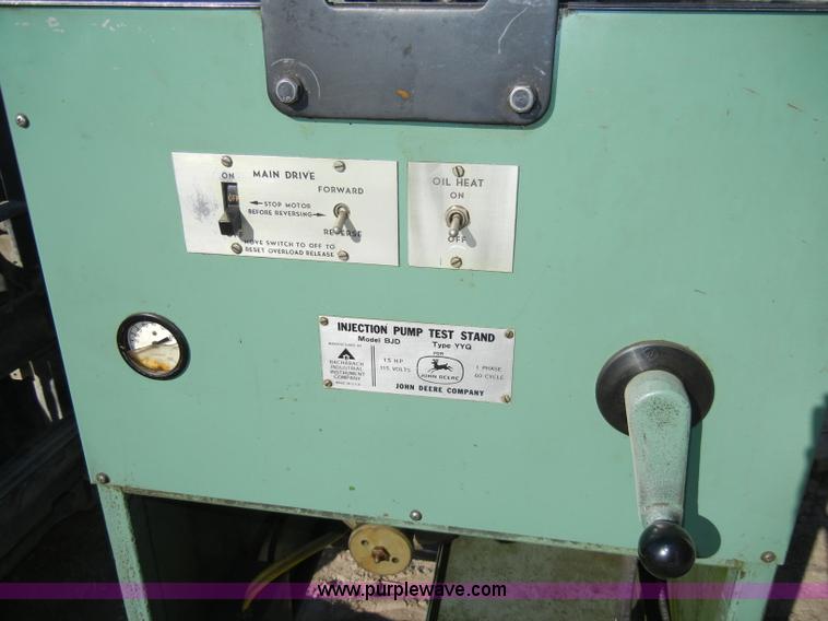 image for item J9360 John Deere BJD injection pump stand