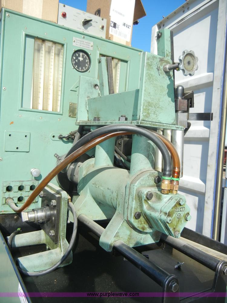 image for item J9360 John Deere BJD injection pump stand