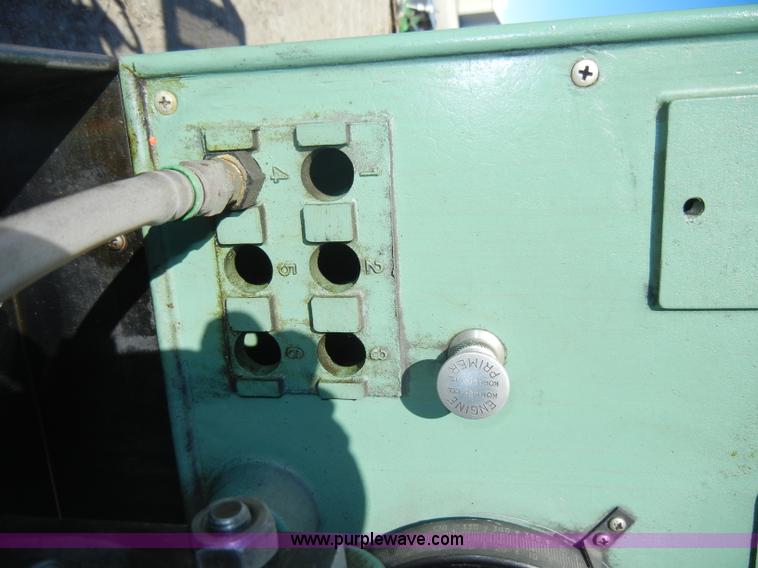 image for item J9360 John Deere BJD injection pump stand